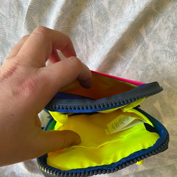 Lululemon Crossbody Bag - Picture 7 of 8